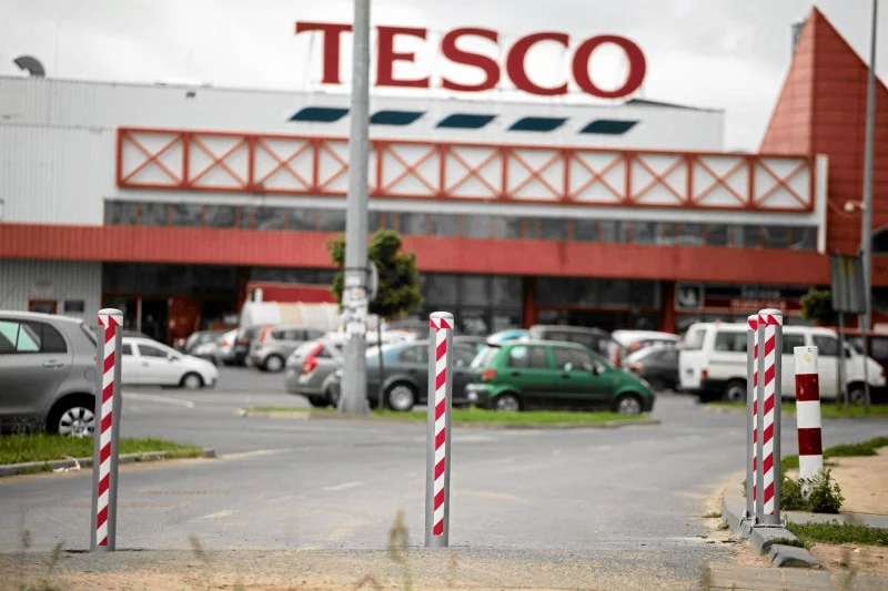 Brytyjskie Tesco nie popisało się z tegorocznymi życzeniami świątecznymi.