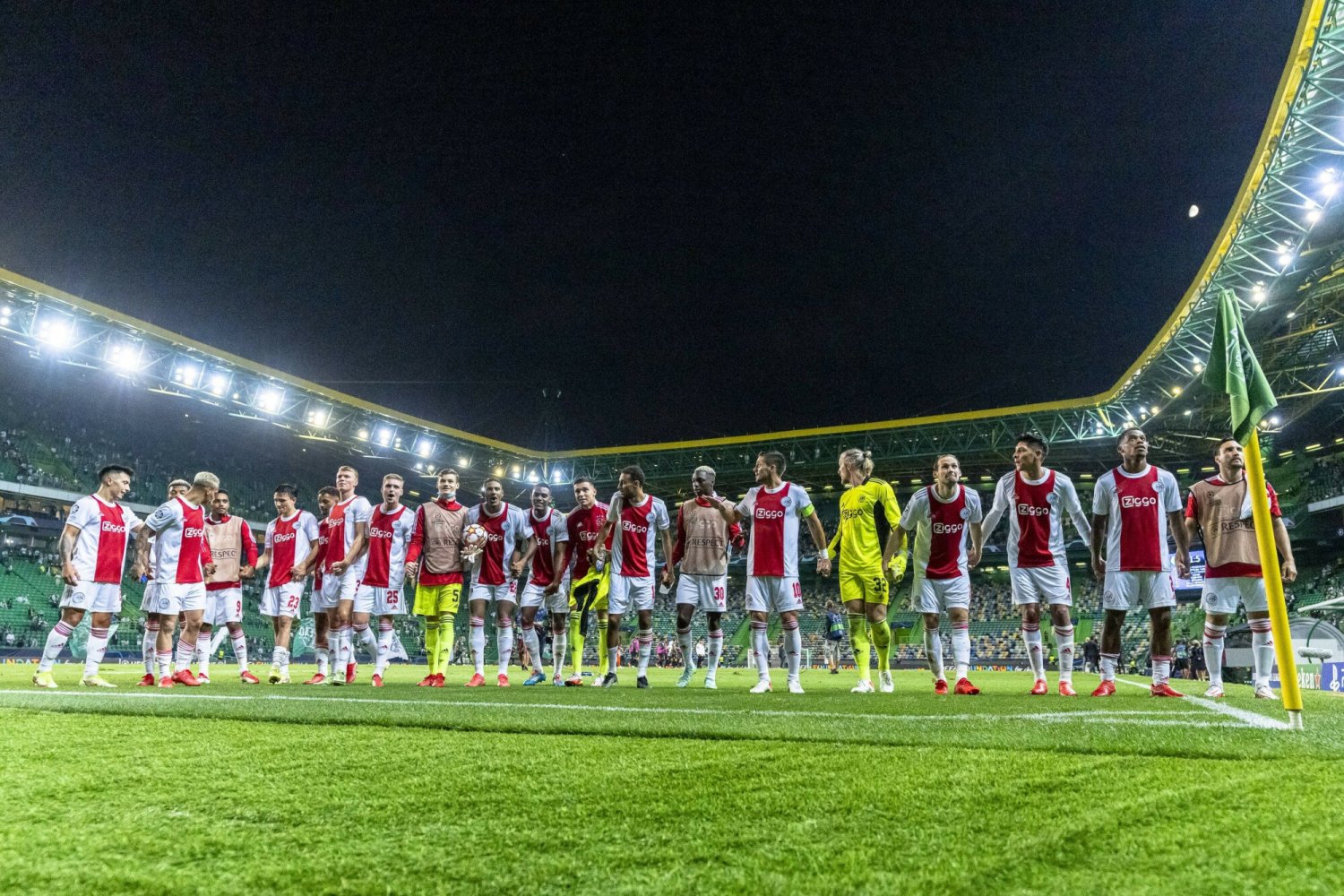 Ajax Amsterdam znów jest wielki i trzeba powiedzieć, że bardzo szybko odbudował się po kryzysie
