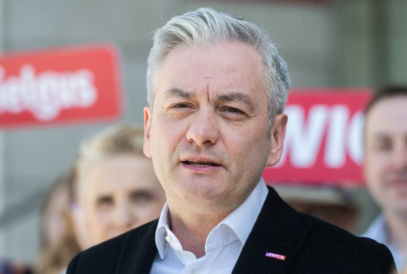 Maciej Kopiec o Lewicy i Biedroniu: Realizuje program "Rodzina na swoim".