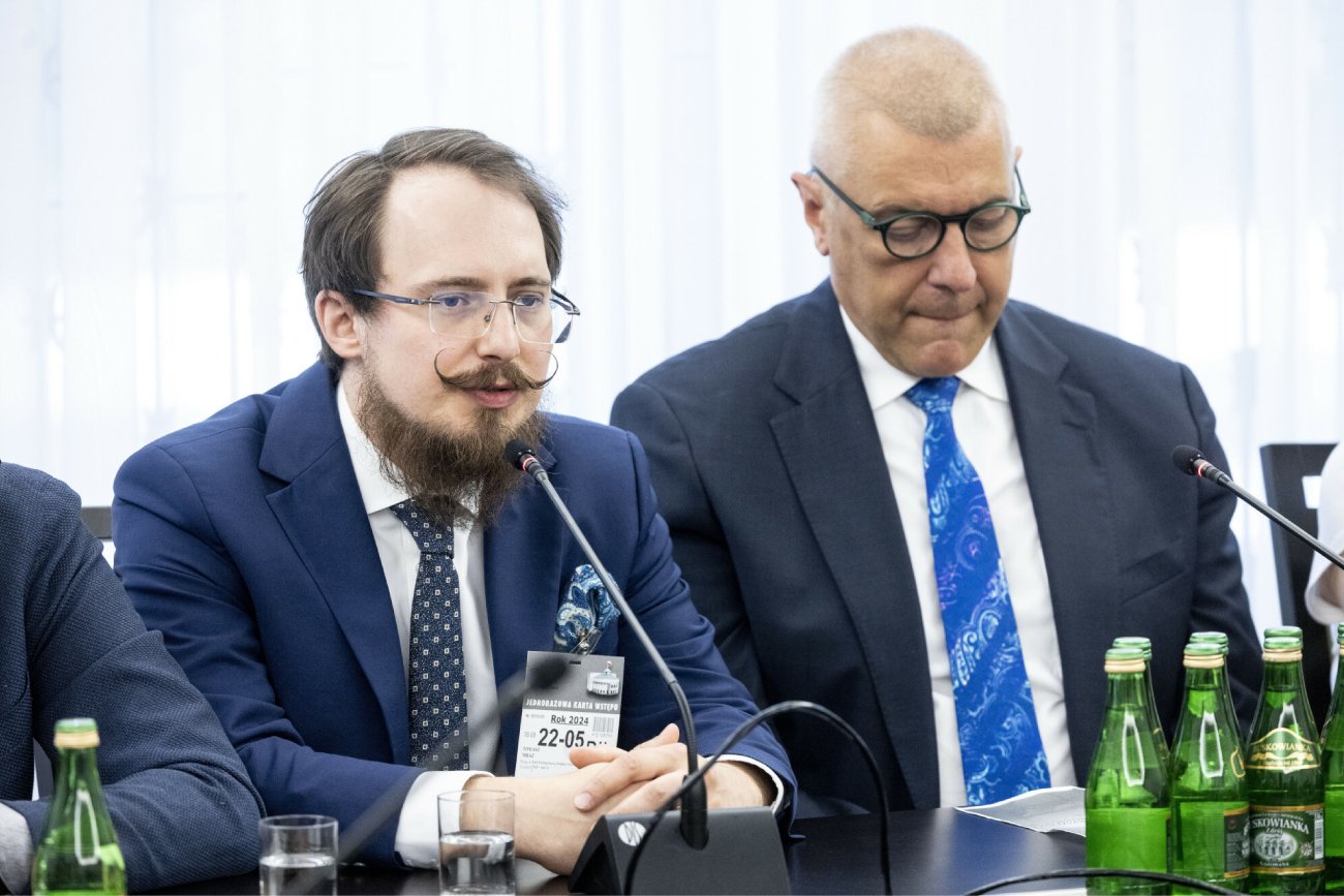 Roman Giertych w serwisie X zapowiada kolejne taśmy. Mówi o PiS