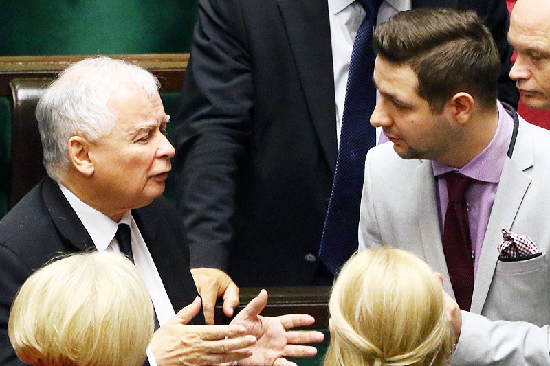 Jarosław Kaczyński zachwalał Patryka Jakiego na warszawskiej konwencji samorządowej w Warszawie.