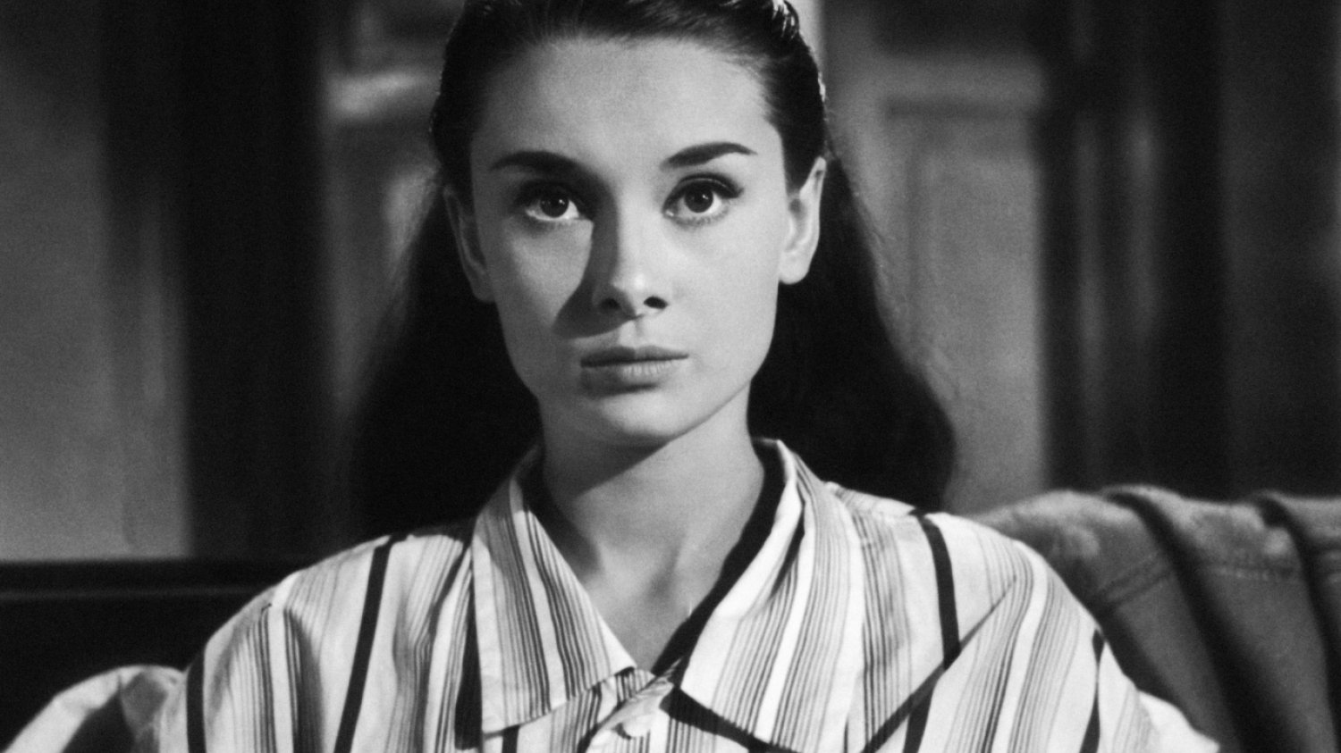 Klasyka komedii romantycznych. Tu obejrzysz "Rzymskie Wakacje" z Hepburn?