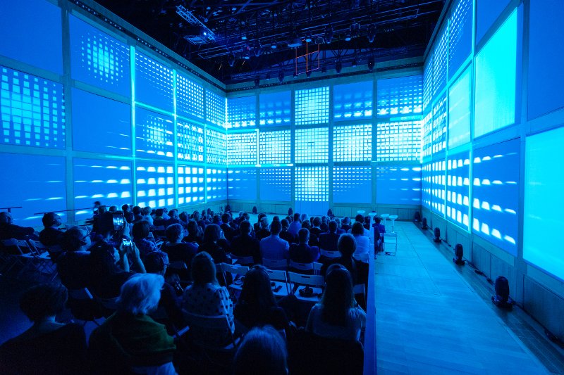 W celu uświetnienia premiery swego najnowszego produktu firma OKNOPLAST zorganizowała multimedialny event