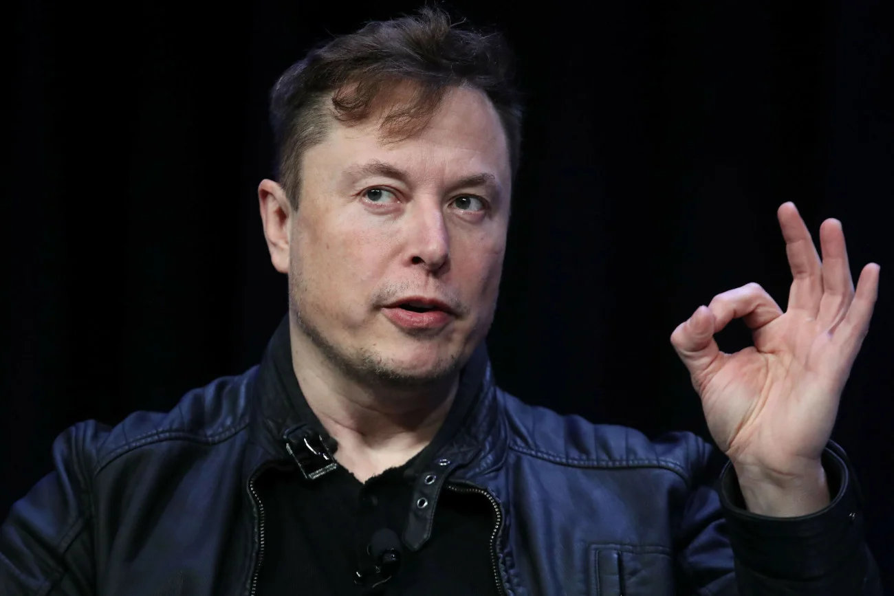 Elon Musk poinformował w sobotę wieczorem, że system Starlink jest już aktywny w Ukrainie.
