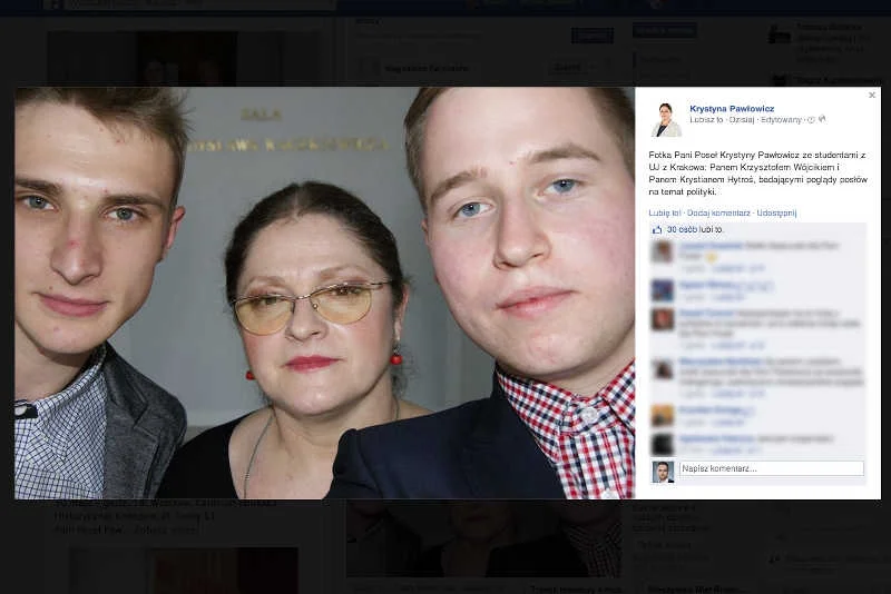 Krystyna Pawłowicz zrobiła sobie selfie.
