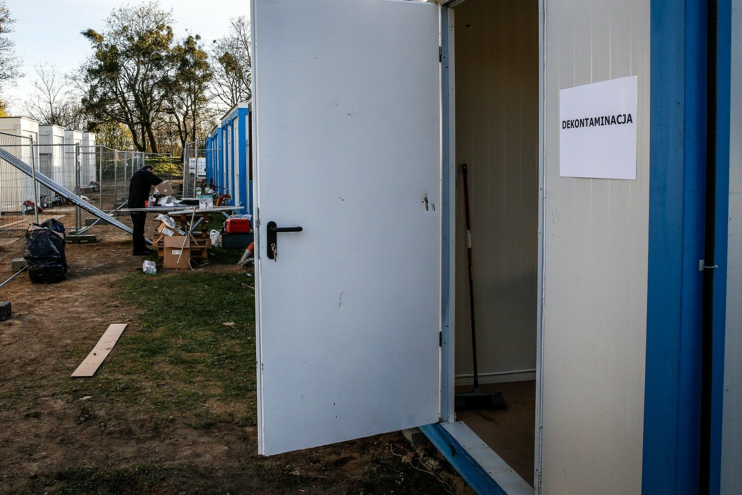 Miasteczko kontenerowe przy granicy obozem dla migrantów? Wiadomo, do czego ma służyć.