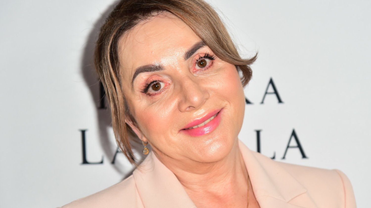 Danuta Martyniuk murem za Joanną Kurską.
