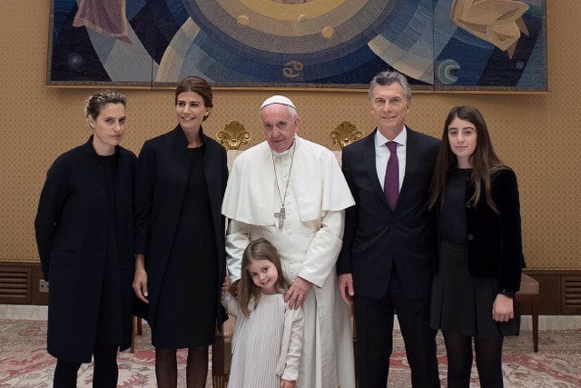 Mała Antonia, córka prezydenta Argentyny, zadała papieżowi kilka pytań.