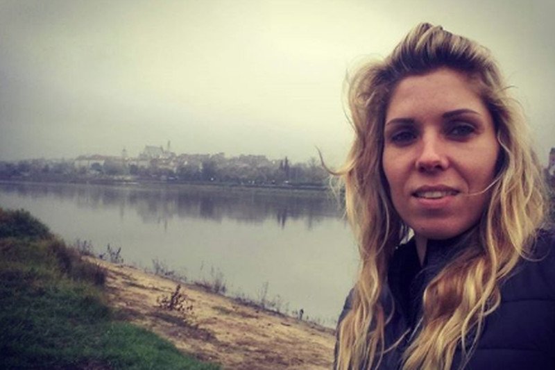 Zofia Klepacka krytykuje decyzję Trzaskowskiego.