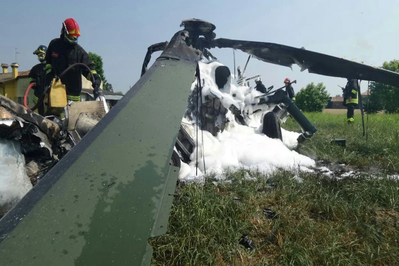 Polski śmigłowiec rozbił się niedaleko Padwy. Na szczęście nikomu nic się nie stało.