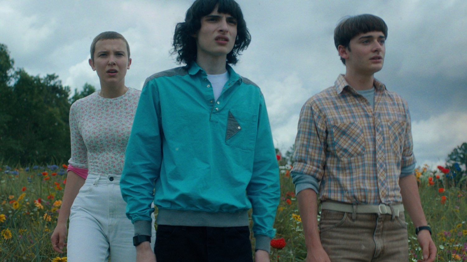 Millie Bobby Brown, Finn Wolfhard, Noah Schnapp w "Stranger Things 4".