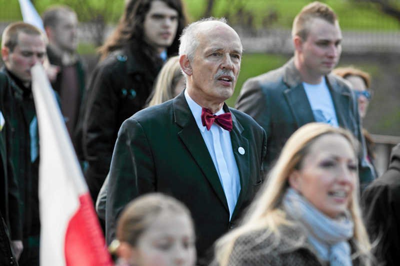 Zgodnie z najnowszym sondażem partia Janusza Korwin-Mikkego dostałaby się do Sejmu.