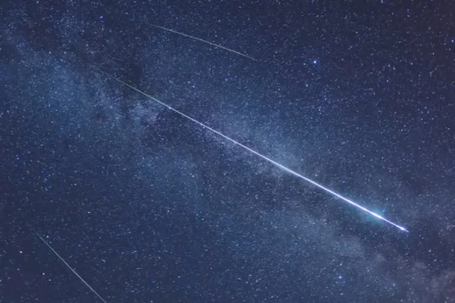 W nocy z piątku na sobotę będzie można podziwiać burzę meteorów