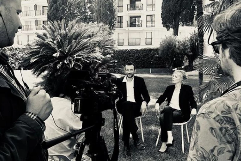 Joanna Kulig i Tomasz Kot zachwycili dziennikarzy z całego świata. Pobyt ekipy "Zimnej wojny" pięknymi zdjęciami relacjonowała Agnieszka Kot - żona aktora