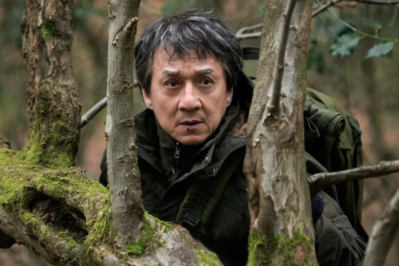 Jackie Chan w filmie "Cudzoziemiec".