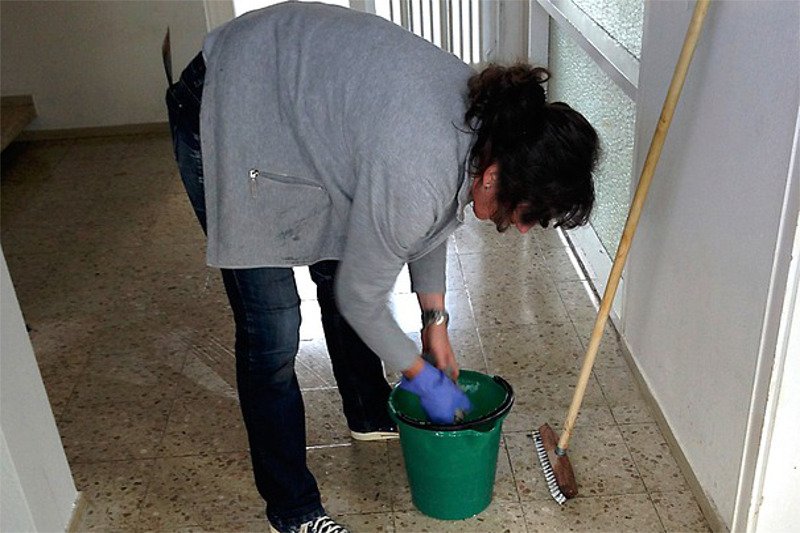 To miało być zwykłe ogłoszenie o pracę dla sprzątaczki, a skończyło się awanturą o ksenofobię.