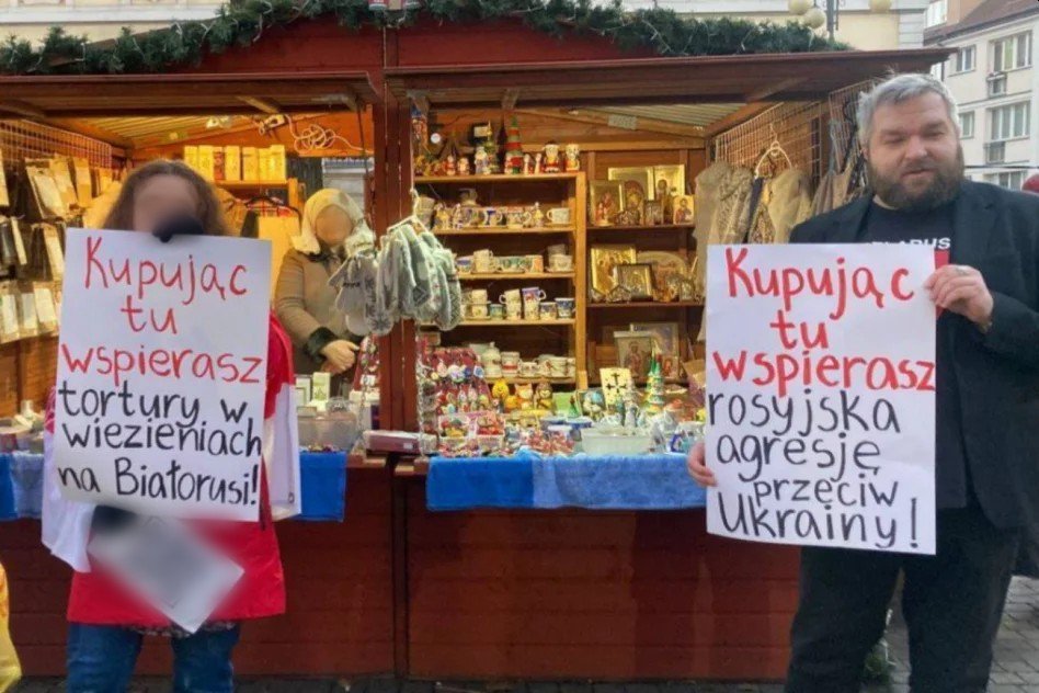 Prorosyjskie mniszki sprzedawały towary na Jarmarku Bożonarodzeniowym w Szczecinie.