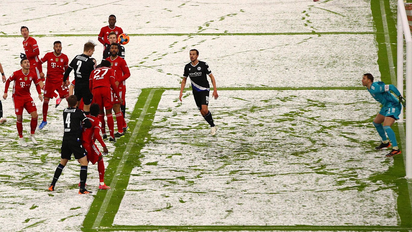W takich warunkach odbywało się spotkanie Bayern Monachium - Arminia Bielefeld