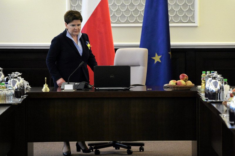 Beata Szydło: "Popełniam błędy, jak każdy człowiek".