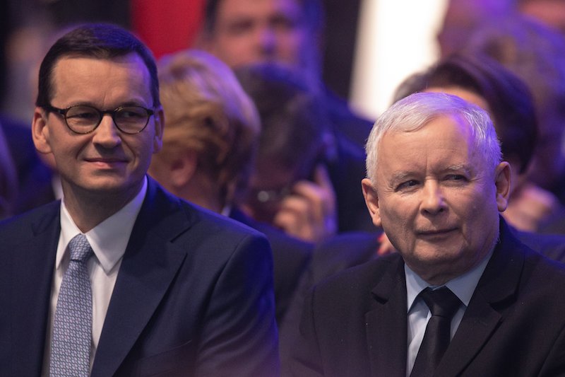 Mateusz Morawiecki i Jarosław Kaczyński ogłosili w Krakowie, że niepełnosprawni dostaną specjalny dodatek.