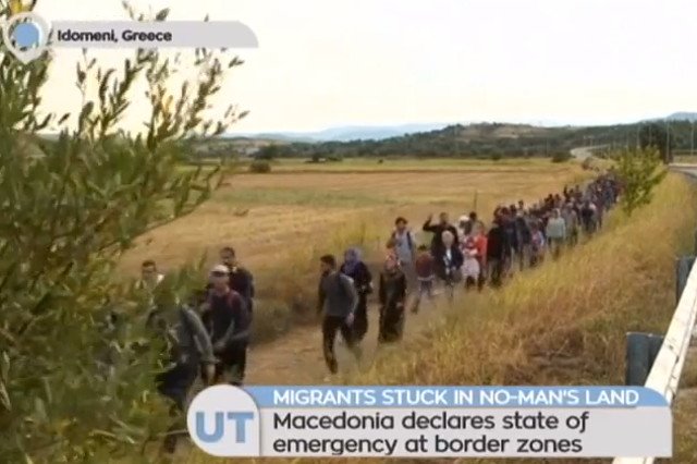 Imigranci z Bliskiego Wschodu i Afryki chcą dotrzeć poprzez Macedonię, Serbię i Węgry do Europy Zachodniej