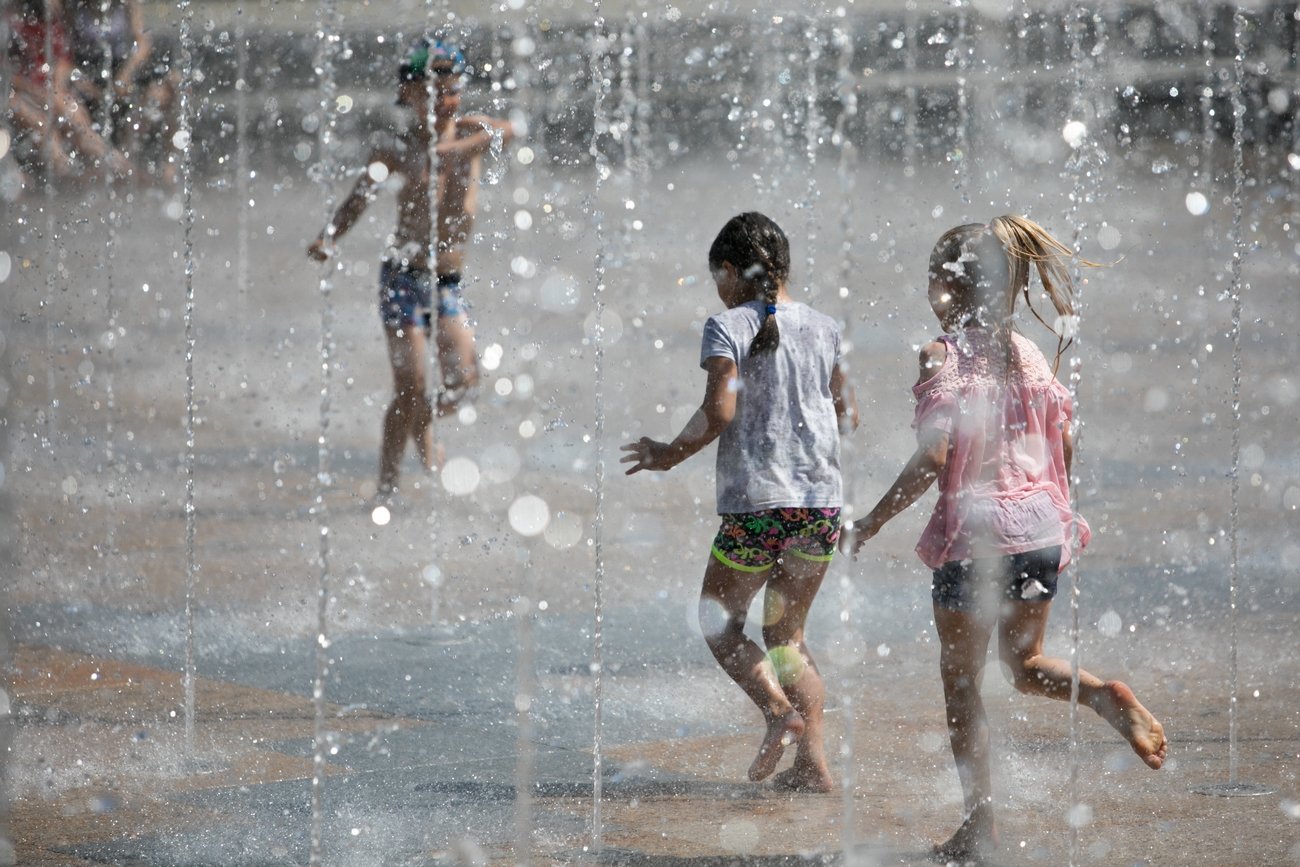 Ostrzeżenia IMGW przed upałami - gdzie? [MAPA]