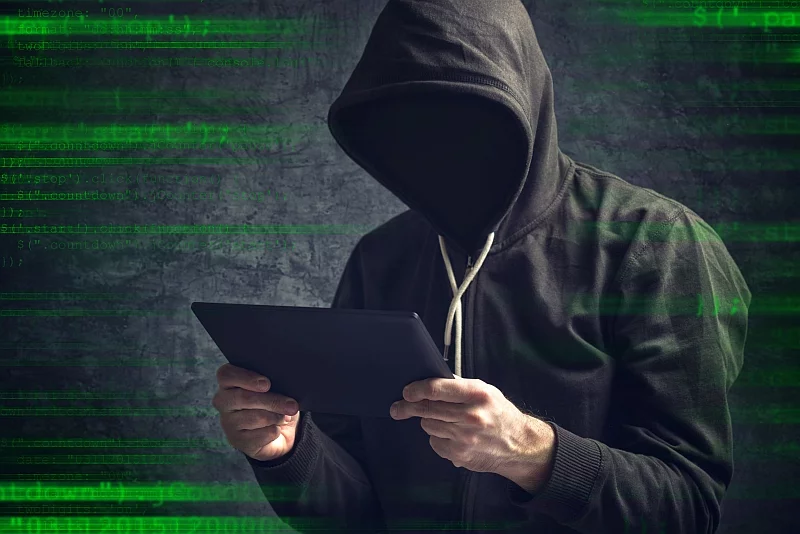 Wymyślne oszustwa w social mediach, ataki z użyciem urządzeń Internetu Rzeczy i pobieranie haraczy za odszyfrowanie danych na dyskach – w ubiegłym roku internetowi przestępcy nie próżnowali