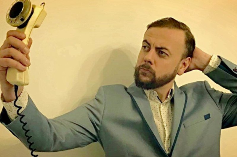 Michał Migała prowadzi na antenie radiowej Trójki dwie audycje.