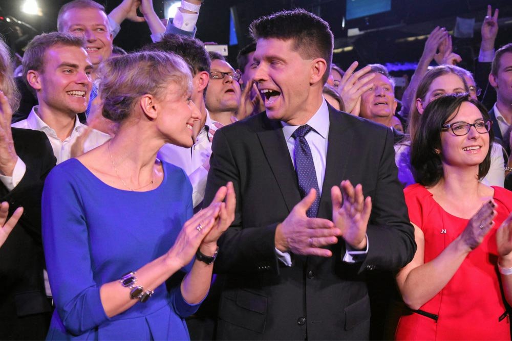 Euforia w sztabie Petru.