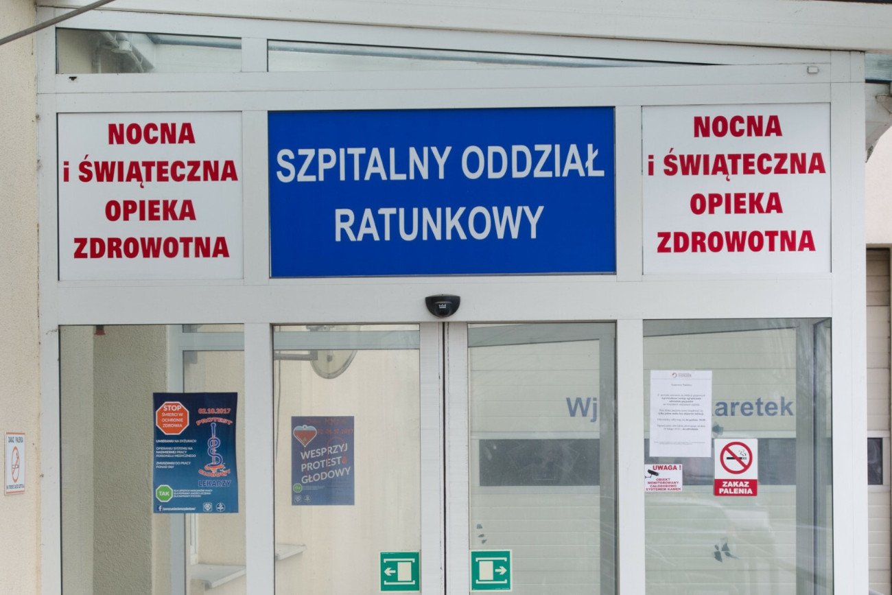 Obecnie organizacja nocnej opieki podlega pod szpitale w sieci. Pacjenci wolą jednak szukać pomocy na szpitalnych SOR-ach.