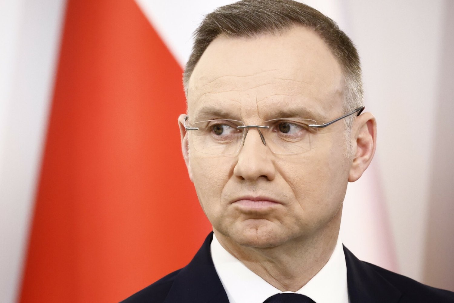 Fala komentarzy po wpisie Dudy. "Jeden głupszy od drugiego".