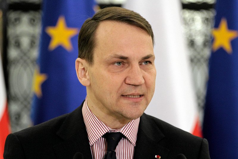 Radosław Sikorski uważa, że Niemcy nie realizują Traktatu o Współpracy i Dobrym Sąsiedztwie.