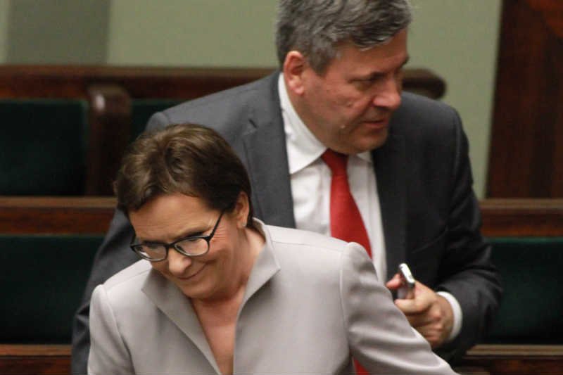 Janusz Piechociński prostuje słowa Ewy Kopacz i zapewnia, że rząd zbuduje elektrownie atomową, ale później niż zakładano.