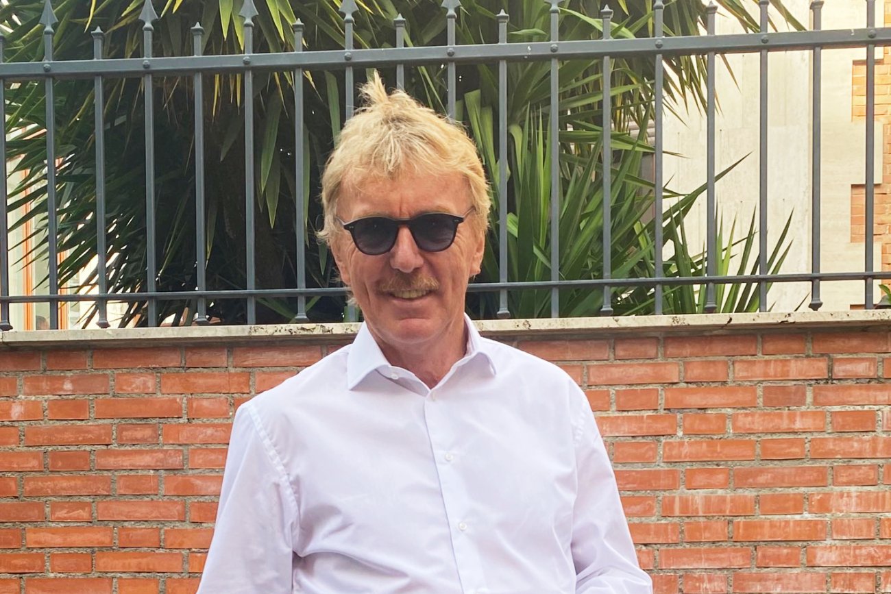 Willa Zbigniewa Bońka w Rzymie. 200 metrów, basen i mnóstwo obrazów