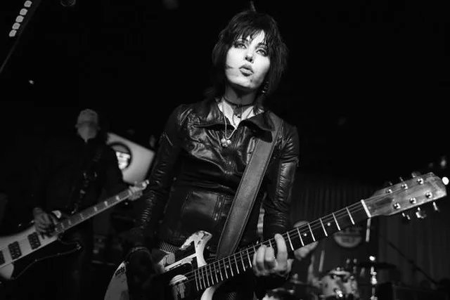 I love rock'n'roll! Joan Jett stworzyła kolekcję ubrań.