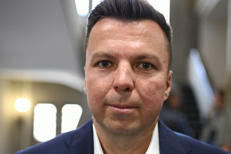 Falenta chce przekazać dziennikarzom pewne informacje. Służba Więzienna zgody nie daje