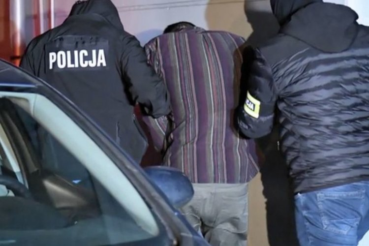 Według "GW" Stefan W. dokładnie zaplanował atak na Adamowicza.