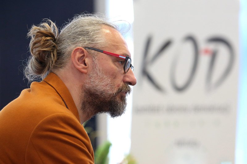 KOD ma na koncie kilka poważnych wpadek, w których nie może trwać, jeśli nie chce zniechęcić do siebie Polaków.