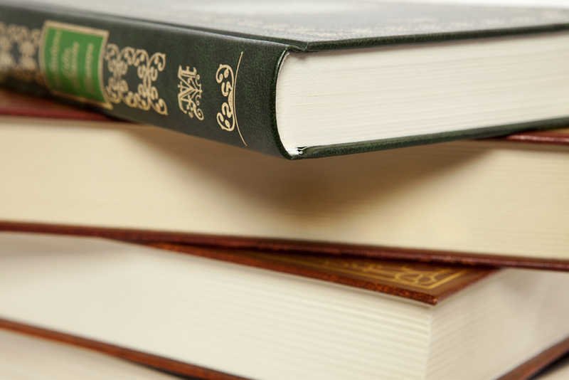 Kto rządzi w Iranie? Wystarczy chwila w internecie, by znaleźć odpowiedź.