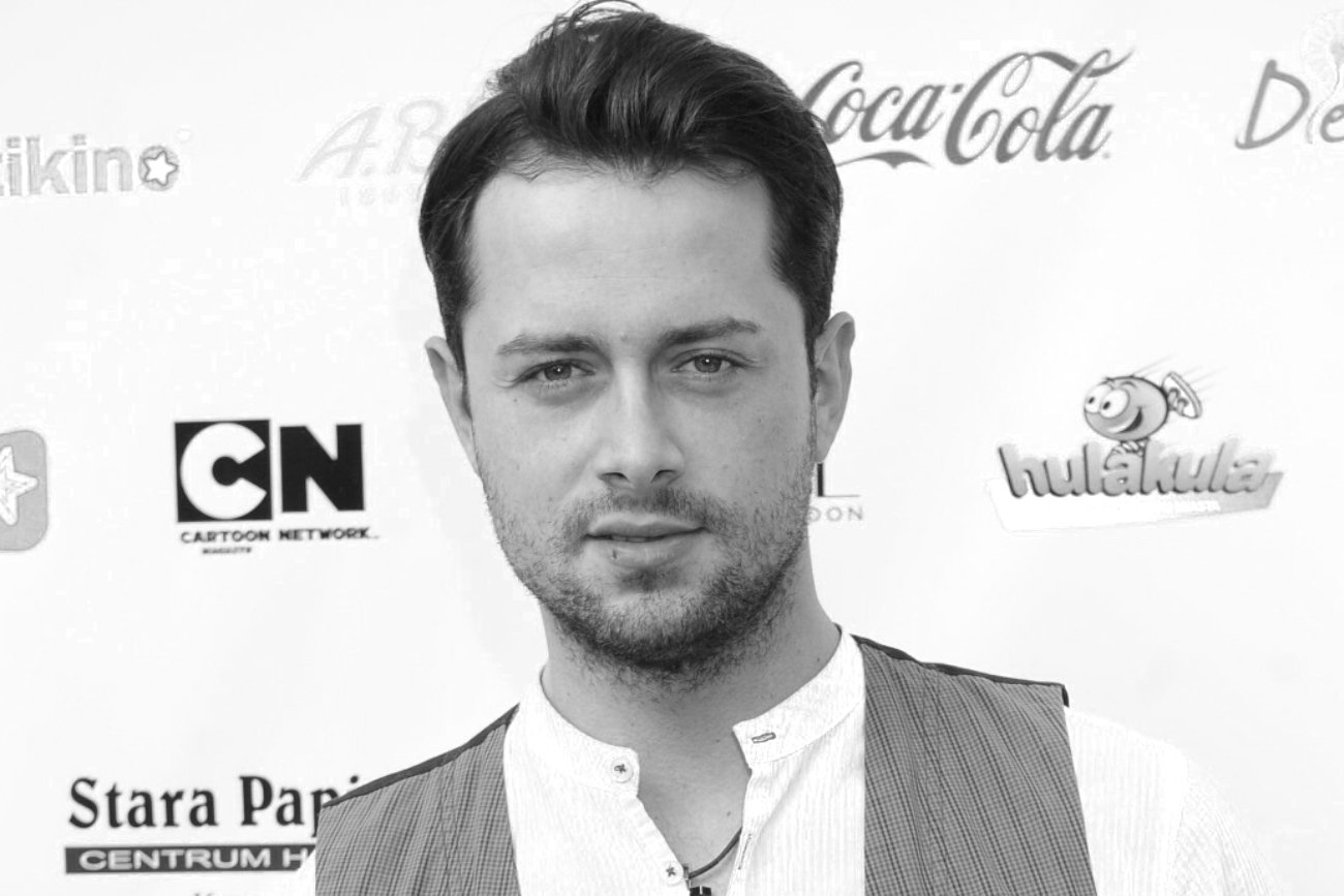 Cezary Olszewski nie żyje. Został znaleziony martwy w hotelu w Ostrołęce