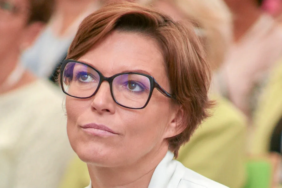 Ilona Felicjańska napisała na Facebooku, że została pobita we własnym domu.