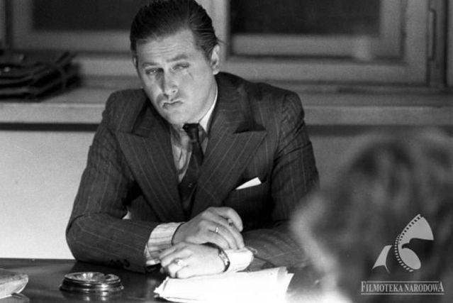 Prawa: Filmoteka Narodowa, na zdjęciu: Janusz Gajos