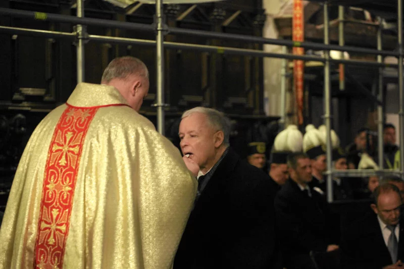 Kaczyński może zaoferować Kościołowi znacznie więcej.