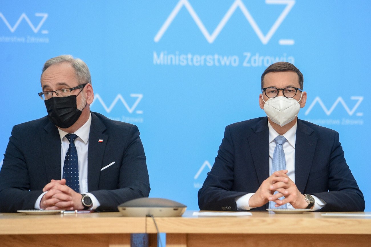 Ponad 66 proc. Polaków uważa, że rząd nie działa skutecznie w walce z pandemią koronawirusa.