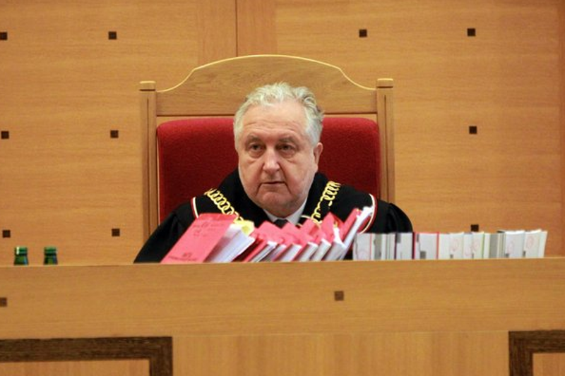 Trybunał odpowiada na zarzuty stawiane pod adresem instytucji i samych sędziów.