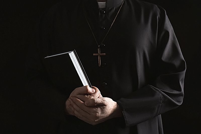 W piątek 23 kwietnia hiszpański Episkopat zwołał konferencję dotyczącą zgłoszonych przypadków molestowania nieletnich przez duchownych.