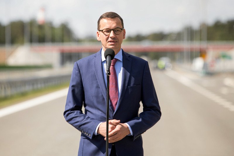 Mateusz Morawiecki chętnie otwiera ukończone inwestycje, ale często zapomina przy tym wspomnieć o tym, ze zostały wykończone dzięki pieniądzom z Unii Europejskiej.