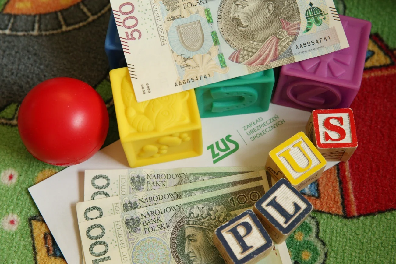 Zmiany w przepisach 800 plus. Te rodziny nie otrzymają świadczenia.