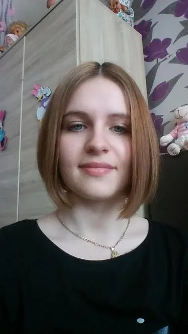 Kasia Sienkiewicz, która oddała włosy w ramach akcji "Daj włos"