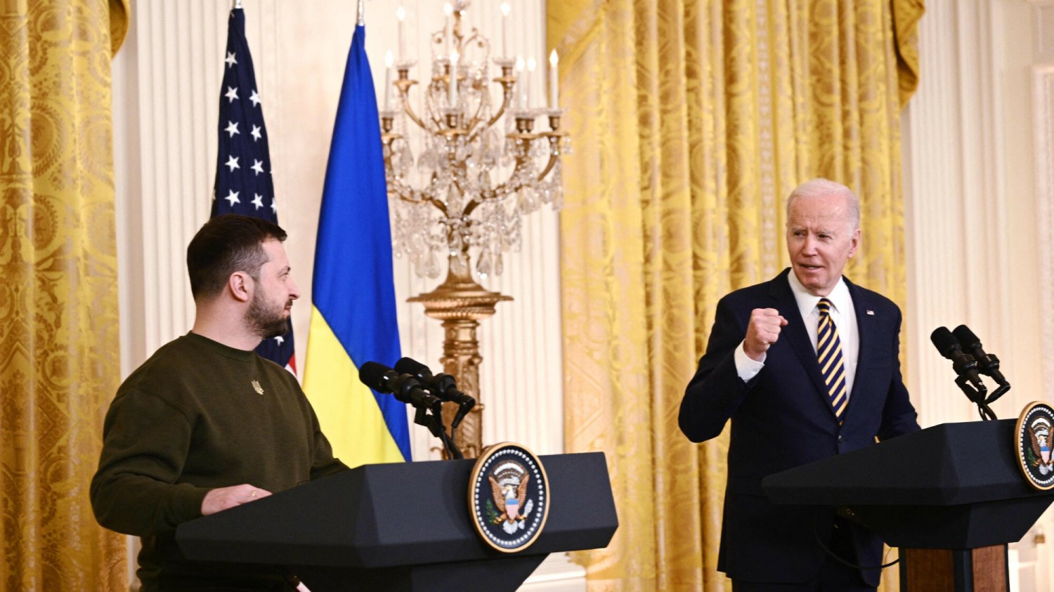 Wołodymyr Zełenski w Białym Domu przyjęty przez Joe Bidena. Wołodymyr Zełenski w Białym Domu przyjęty przez Joe Bidena.